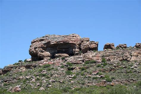  Diepkloof Rock Formations: Enigmatic Stone Giants Overlooking Stellenbosch