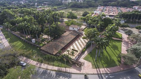  Museo Casa del General Santander - En Historisk Pärla Fylld Med Colombisk stolthet!