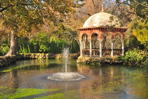 Parque de María Luisa? En Oas av Skönhet och Historia i Sevilla!