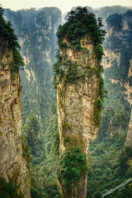 Yuanjiajie Scenic Area Enchanting Sandstone Pillars and Mystical Hiking Trails!